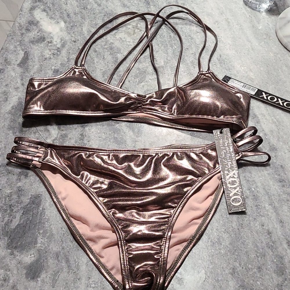 NWT Metallic Bikini set - Picture 2 of 6